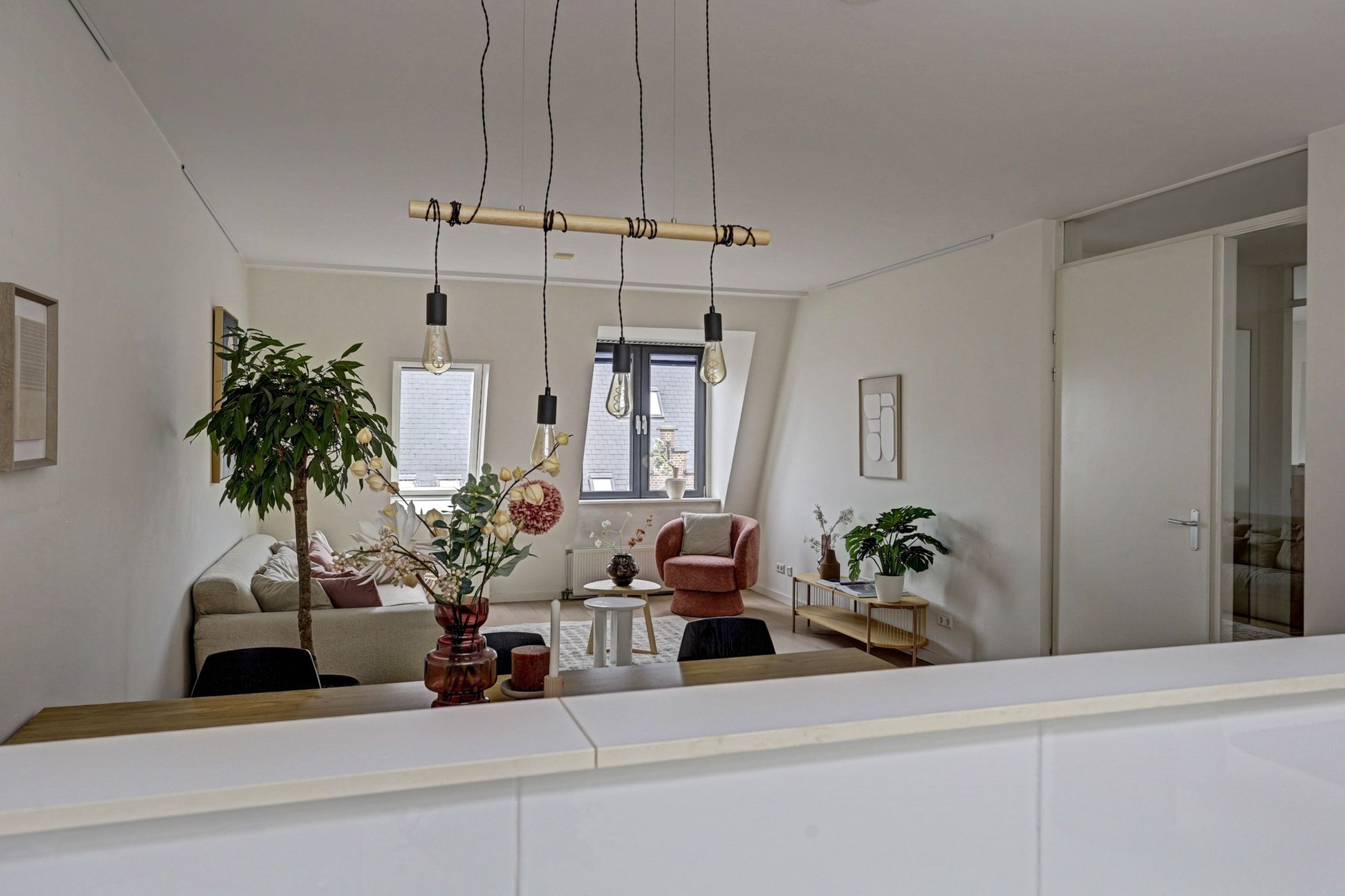 Photo 18 of Camperstraat 22-M