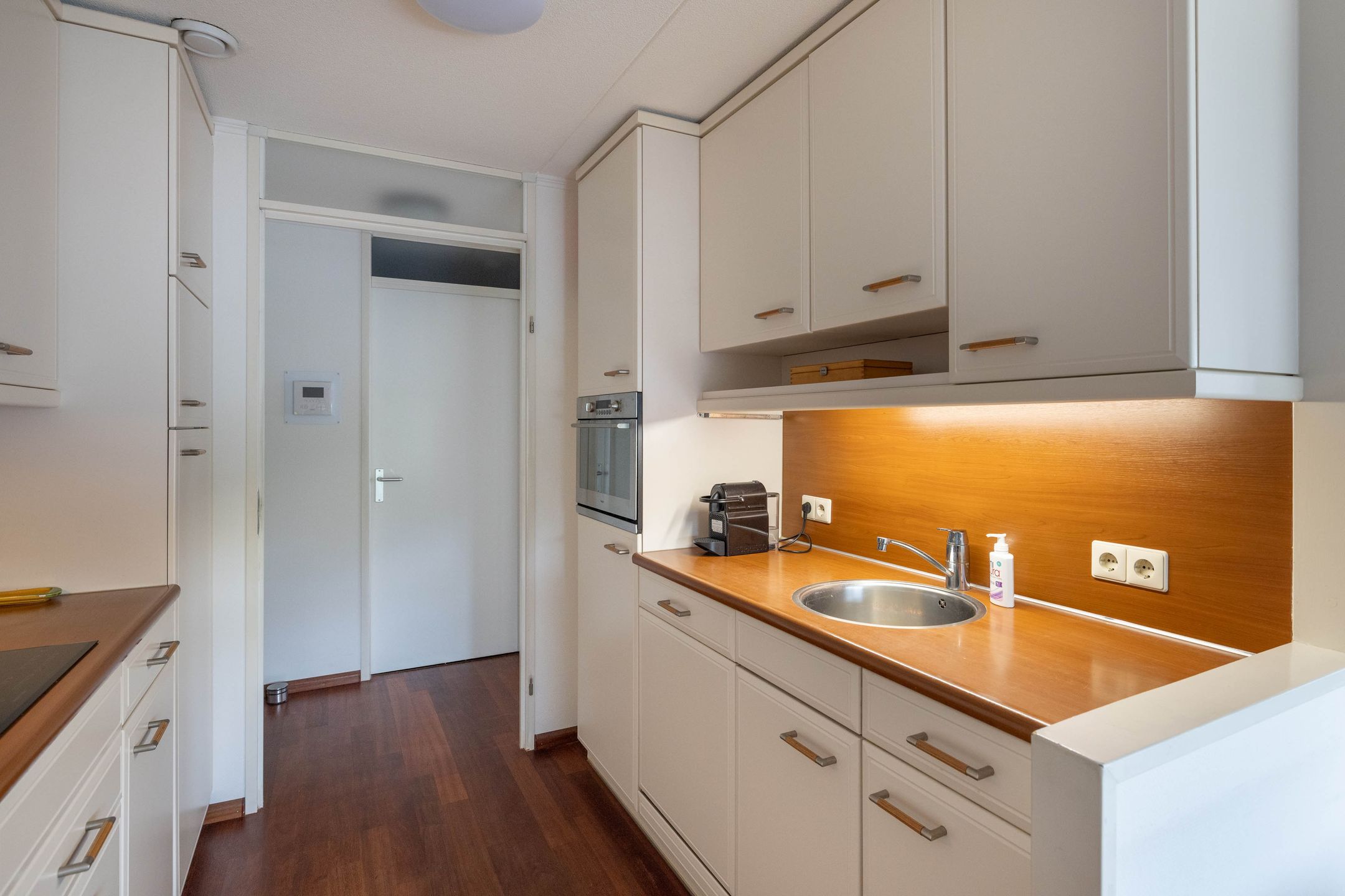 Photo 9 of RWH Hofstede Crullstraat 43