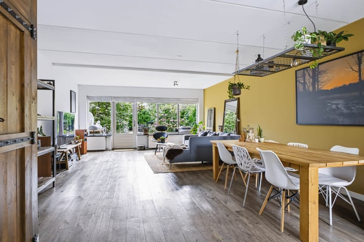 Tussenwoning te koop: Breeuwershoeve 112, Apeldoorn