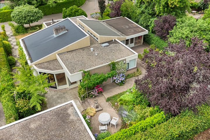Foto 4 van Van Tuyll van Serooskerkenweg 46