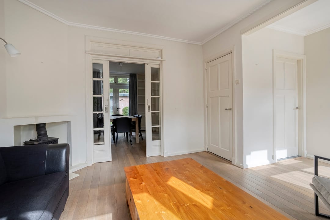 Photo 7 of Emmastraat 21