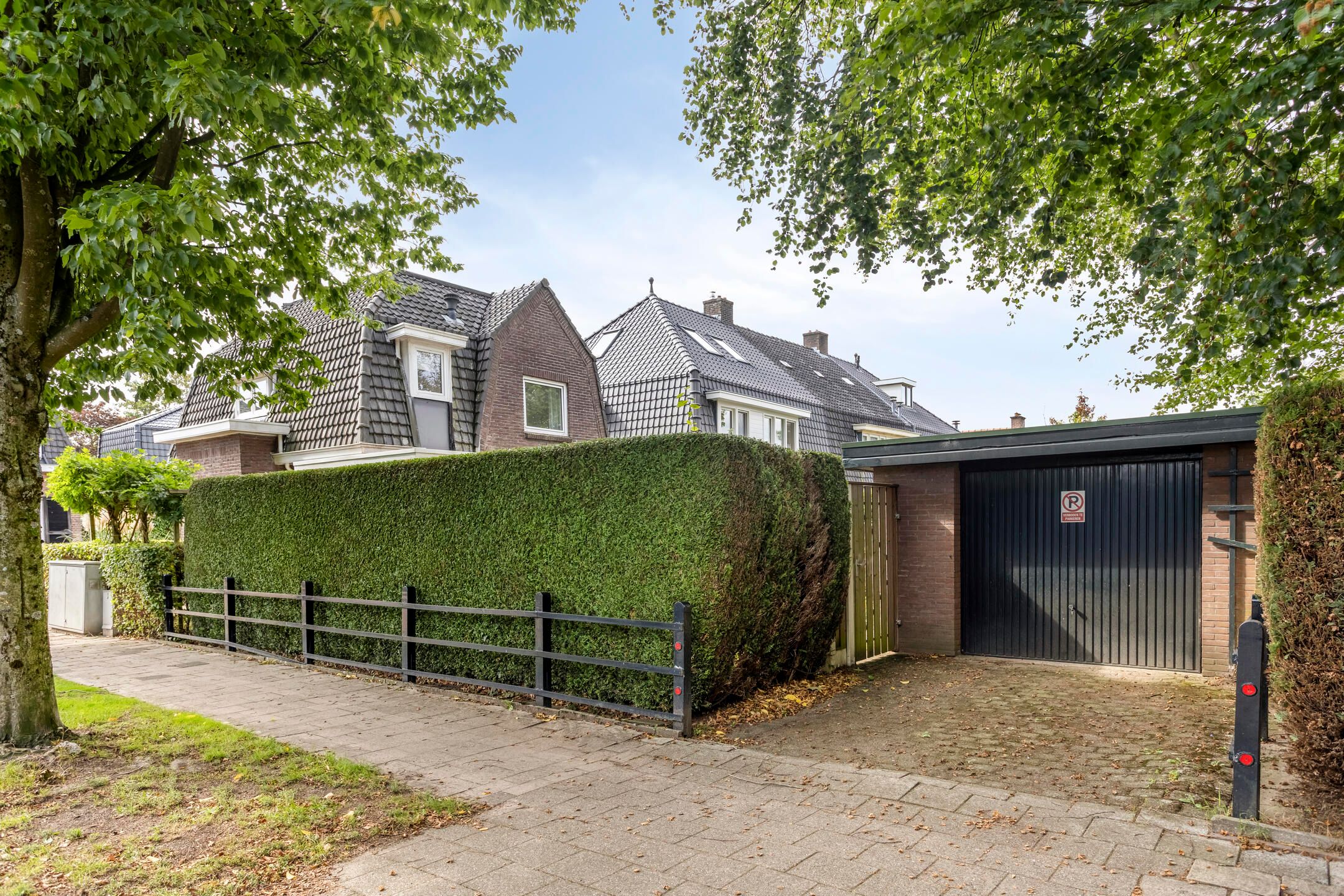 Photo 30 of Emmastraat 21