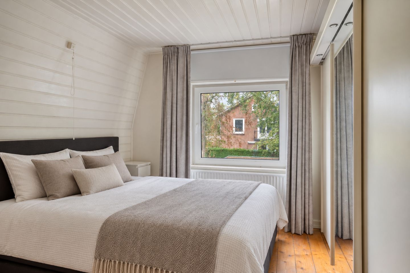 Photo 19 of Emmastraat 21