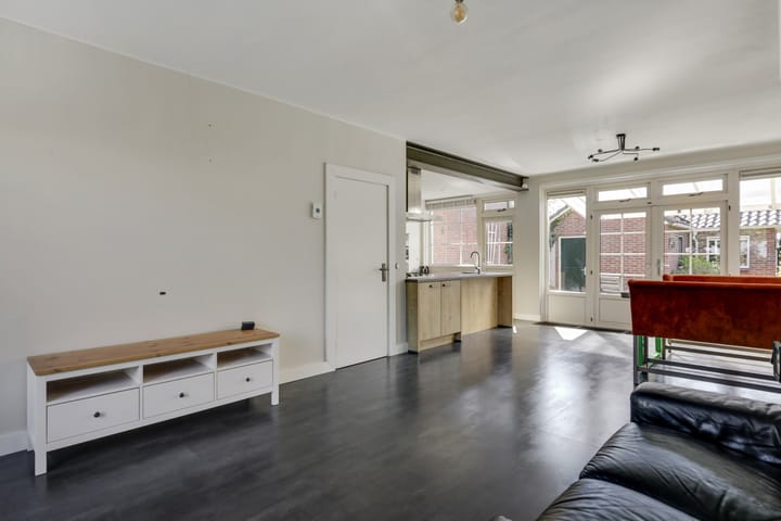 Twee-onder-één-kap te koop: Benedendorpsstraat 28A, Zeddam