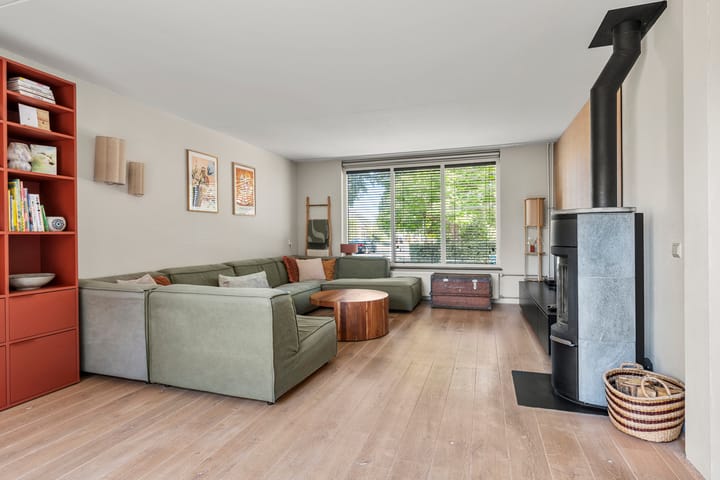 Tussenwoning te koop: Halderweg 13, Bennekom