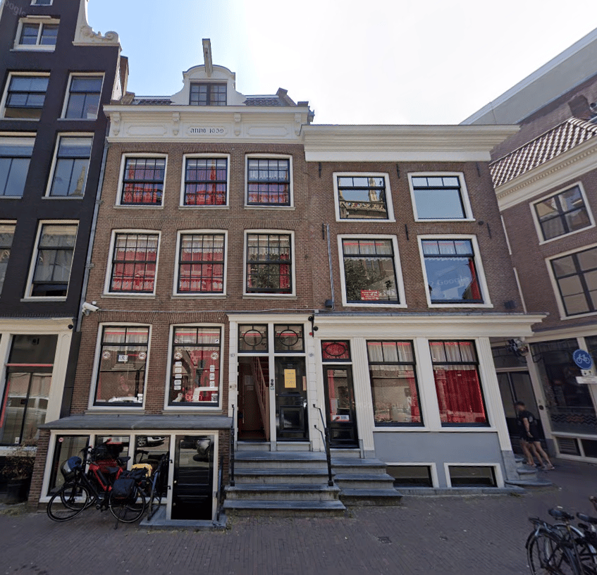 Bekijk foto 2 van Spuistraat 17-19