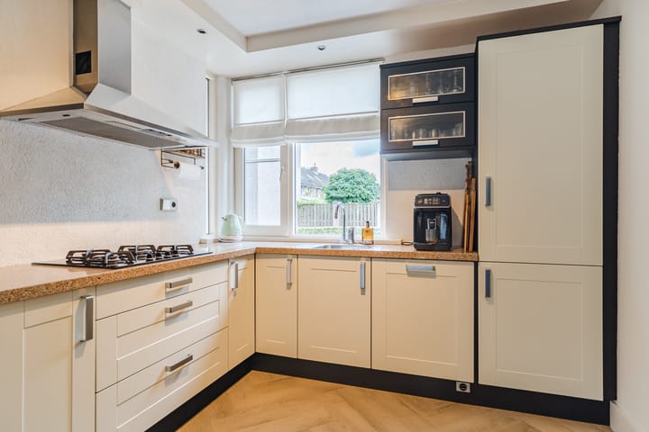 Hoekwoning te koop: Clemens van den Bergstraat 16, Heeswijk-Dinther