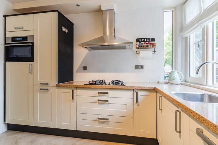 Hoekwoning te koop: Clemens van den Bergstraat 16, Heeswijk-Dinther