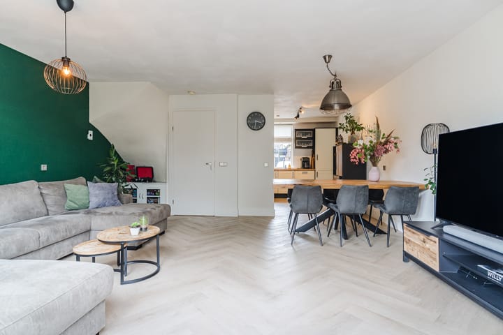 Hoekwoning te koop: Clemens van den Bergstraat 16, Heeswijk-Dinther