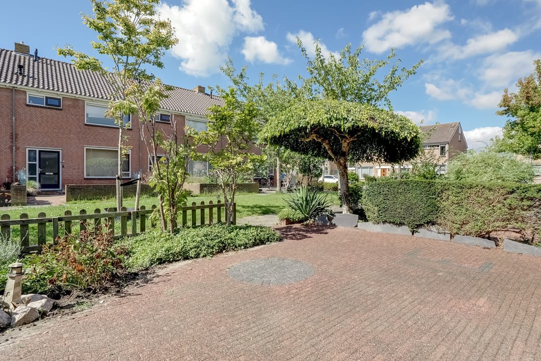 Foto 43 van Visser-Roosendaalstraat 31