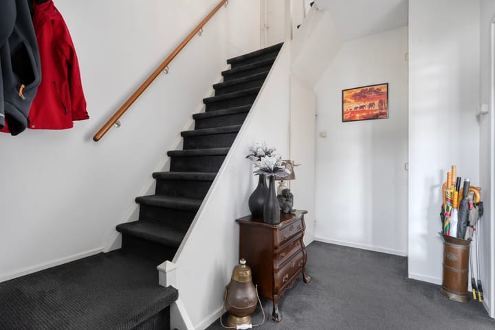 Tussenwoning te koop: Troelstrastraat 28, Olst