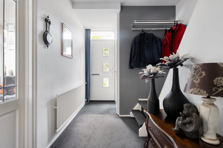 Tussenwoning te koop: Troelstrastraat 28, Olst