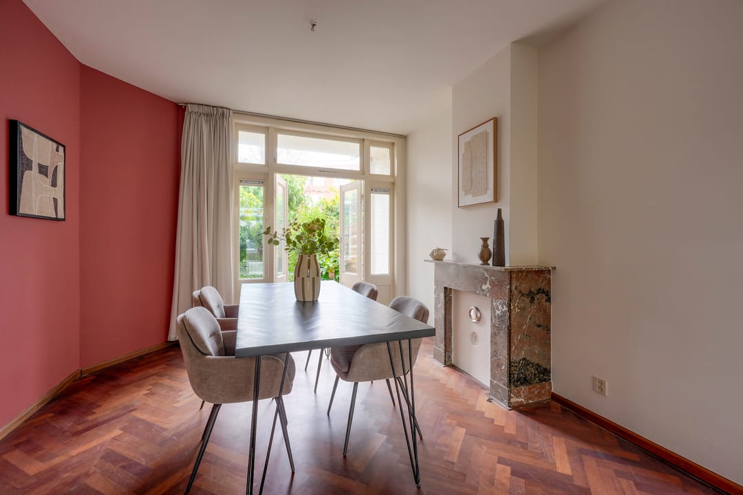 Photo 11 of Pieter Saenredamstraat 11