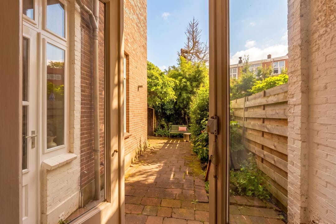 Photo 13 of Pieter Saenredamstraat 11