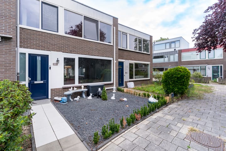 Foto 2 van Maanlanderhof 13