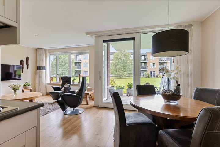 Appartement te koop: De Skeauwen 1B, Ureterp