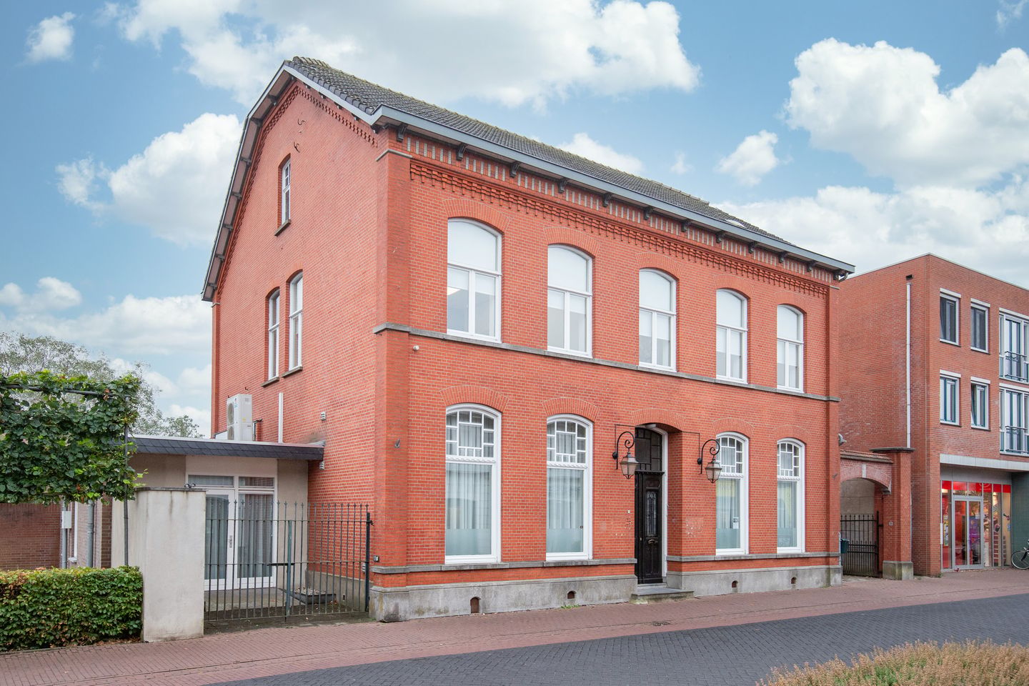 Bekijk foto 1 van Dorpstraat 16-a