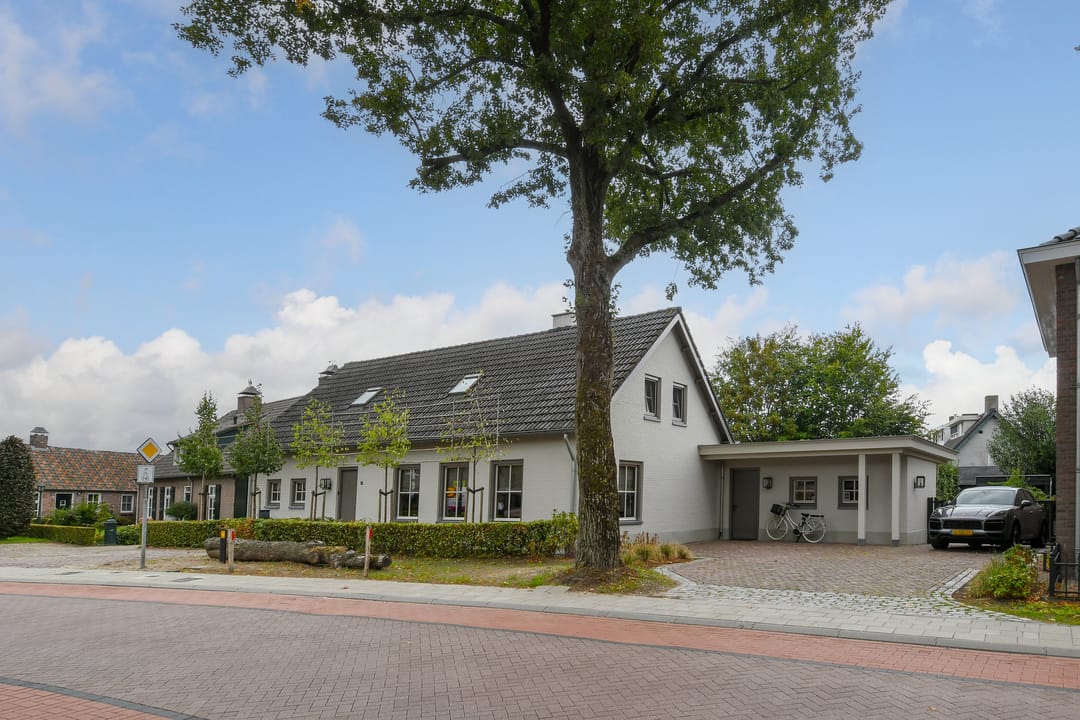 Photo 1 of Oostrikkerstraat 17