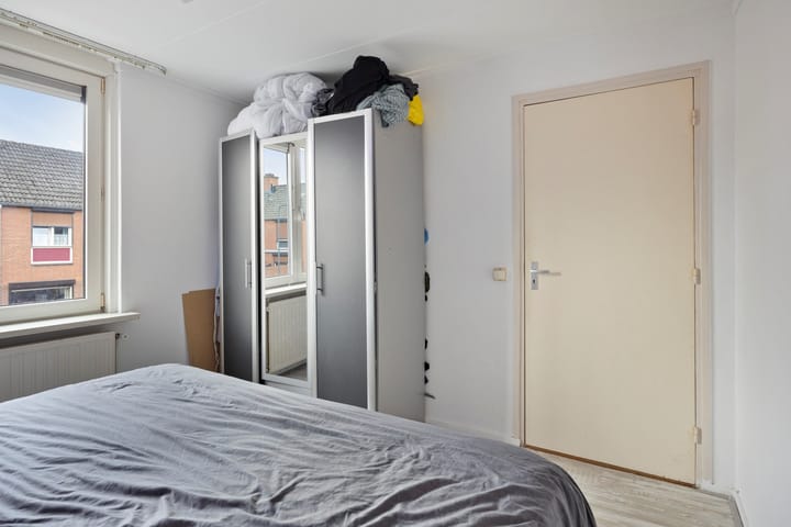 Tussenwoning te koop: Reigerstraat 21, Sittard