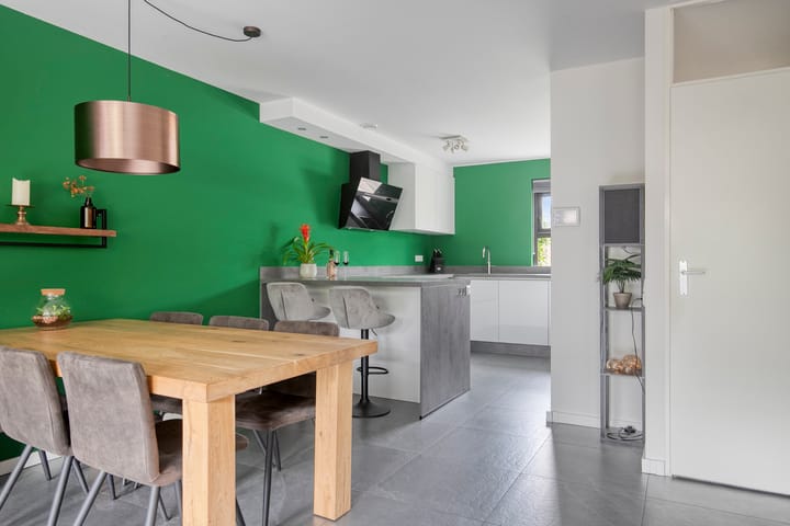 Tussenwoning te koop: Groote Kreek 72, Amersfoort