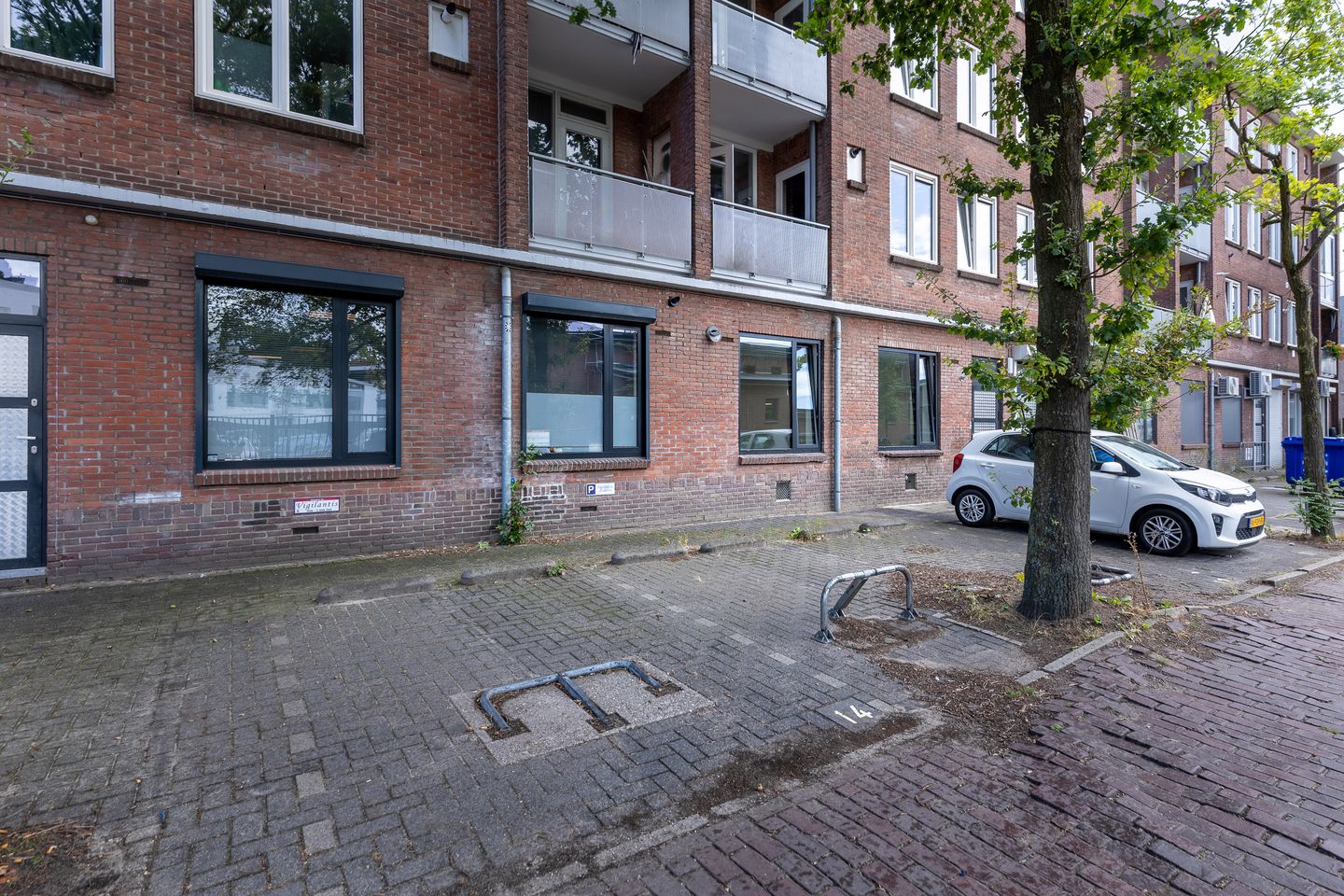 Bekijk foto 5 van Aalsterweg 14