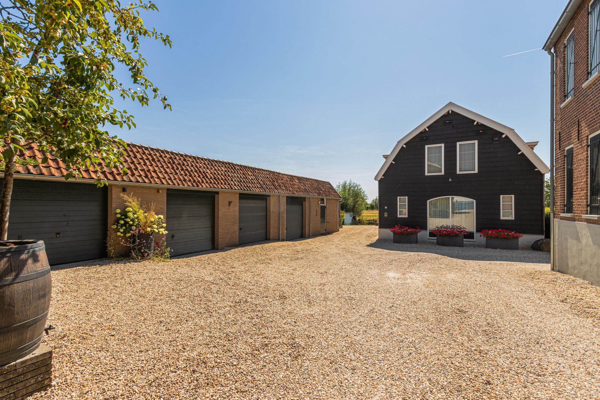 Photo 42 of Dorpsweg 83-B