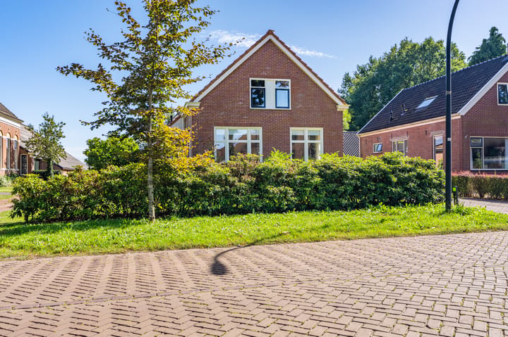Vrijstaande woning te koop: Hoofdweg 118, Bellingwolde