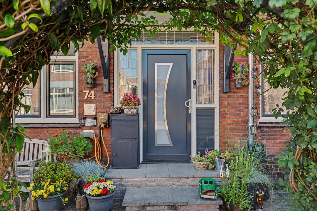 Photo 11 of Camphuijzenstraat 74