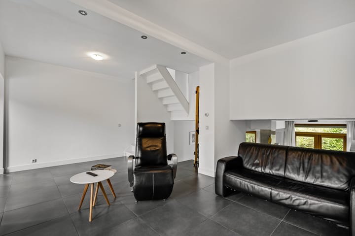 Tussenwoning te koop: Ringoven 6, Roermond
