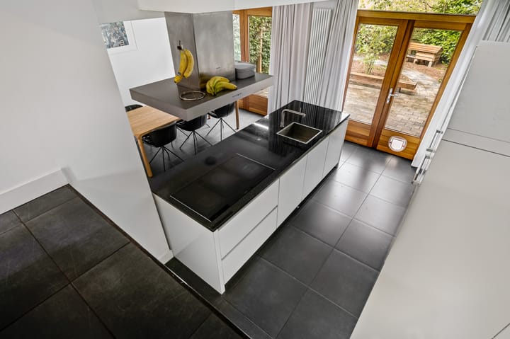 Tussenwoning te koop: Ringoven 6, Roermond