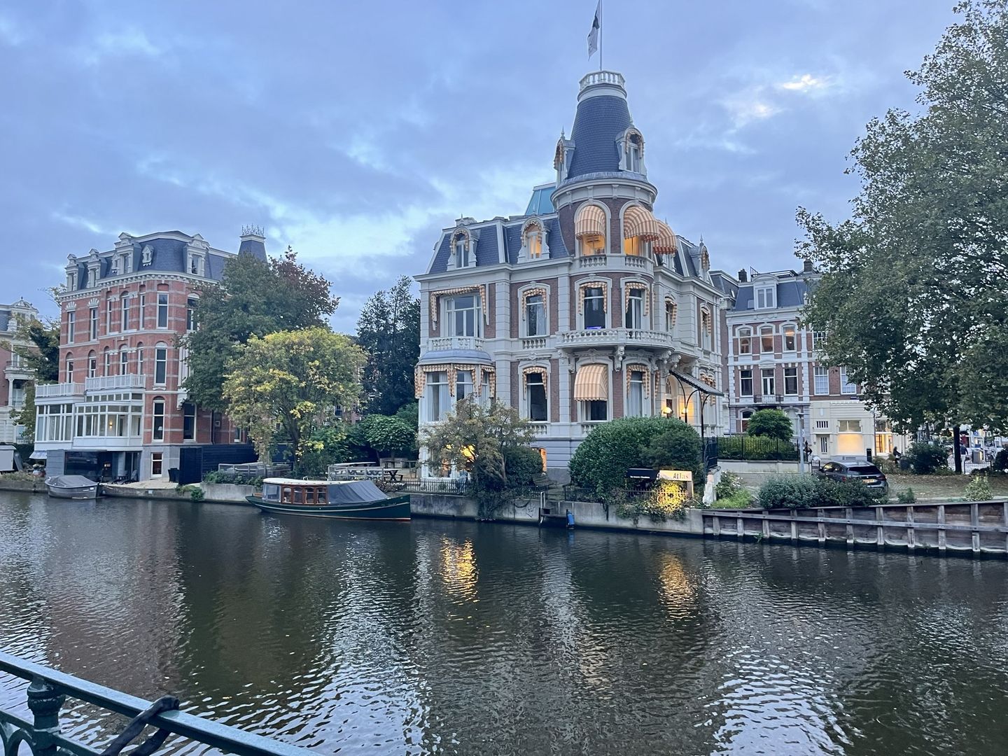 Bekijk foto 1 van Weteringschans 24