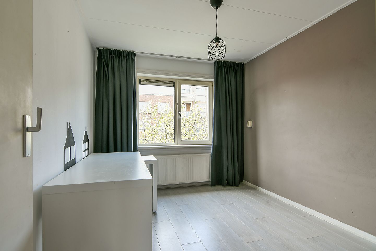 Photo 19 of Beinsdorpstraat 13