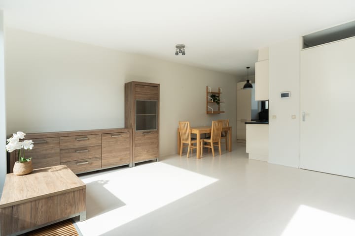 Tussenwoning te koop: Colonnade 35, Hoofddorp