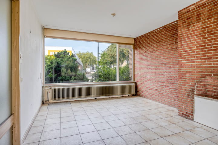Tussenwoning te koop: Duurstedestraat 114, Breda