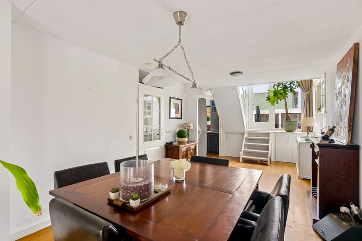 Hoekwoning te koop: Pastelstraat 106, Almere