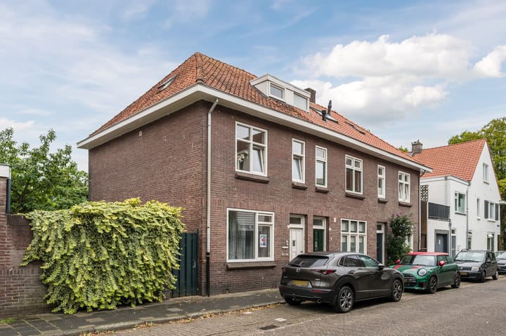 Photo 3 of Ranonkelstraat 7-A