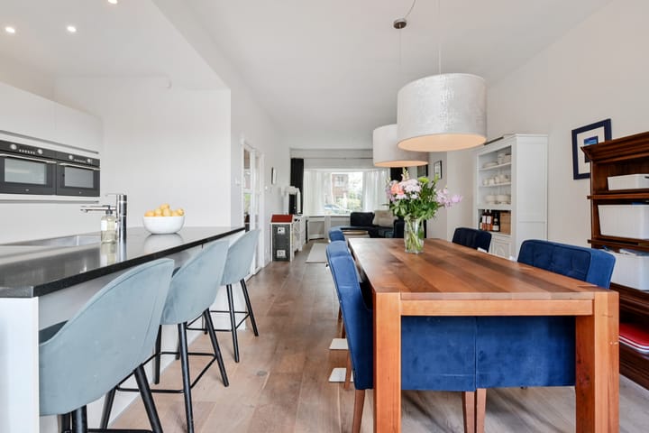 Tussenwoning te koop: Veursestraatweg 39, Leidschendam