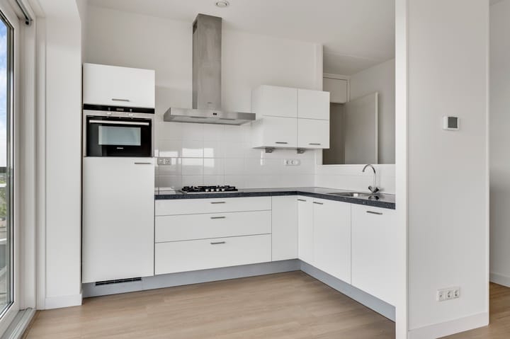 Appartement te koop: Achter de Cattentoren 28, Roermond