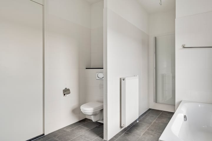 Appartement te koop: Achter de Cattentoren 28, Roermond