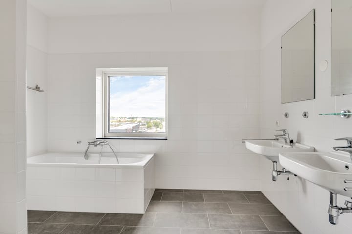 Appartement te koop: Achter de Cattentoren 28, Roermond