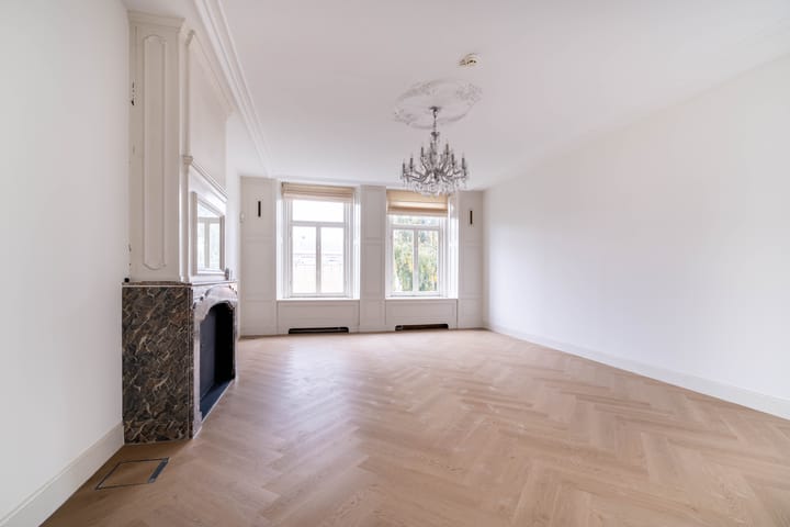 Lange Voorhout 30