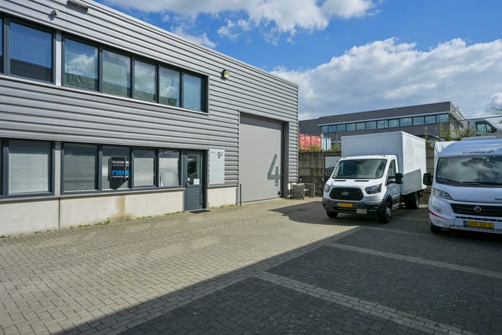 Breinder 9-C, Schinnen
