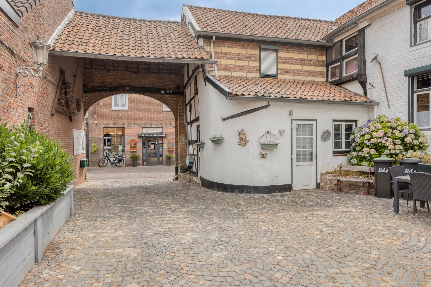 Photo 5 of Dorpstraat 10