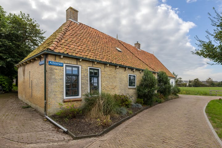Vrijstaande woning te koop: Grutte Buorren 8, Moarre