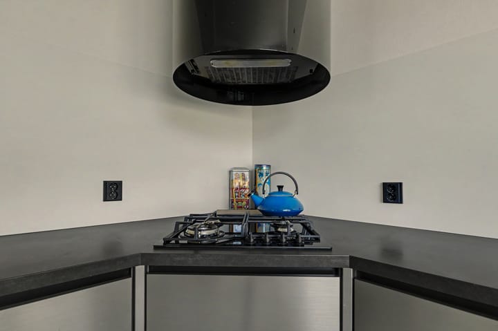 Vrijstaande woning te koop: Middelweg 36, Rockanje