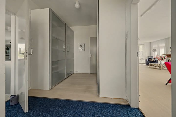 Vrijstaande woning te koop: Middelweg 36, Rockanje