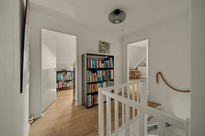 Vrijstaande woning te koop: Middelweg 36, Rockanje
