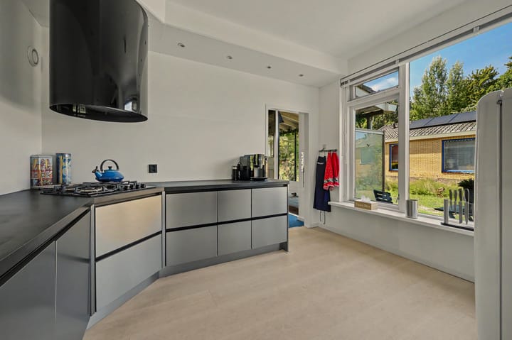 Vrijstaande woning te koop: Middelweg 36, Rockanje