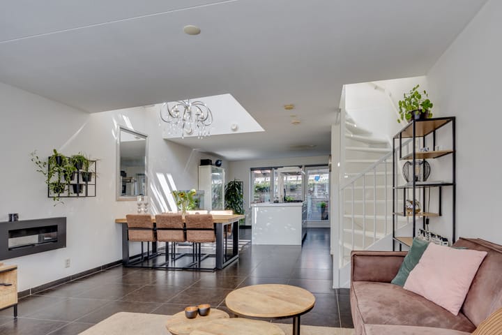 Tussenwoning te koop: Brinkweg 33, Hilversum