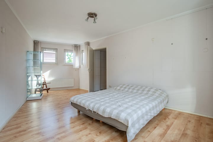 Hoekwoning te koop: Professor Schreinemakersstraat 36, Roermond